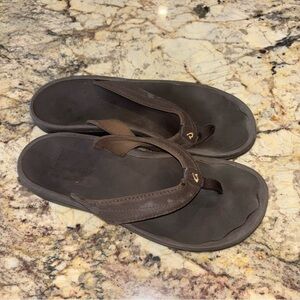 Olukai Women’s Sz 8 Flip Flops